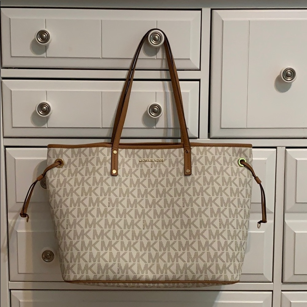 Michael Kors Tote